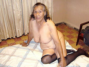 Beautiful nude mature grandmother