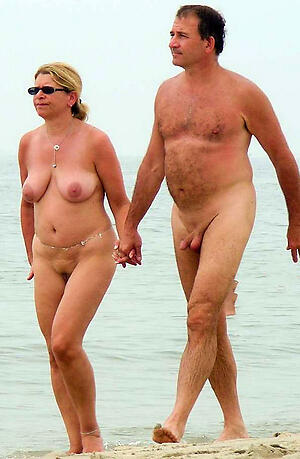 Sexy mature beach tits