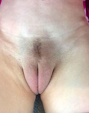 Mature Cameltoe Pictures
