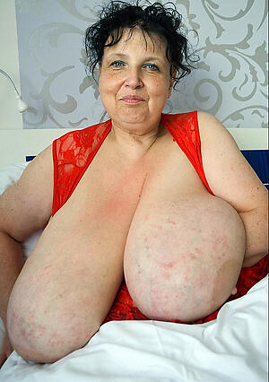 Photos alien mature fat tits free